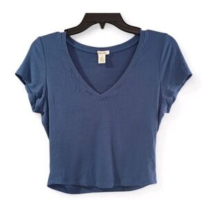 Bozzolo Blue Cropped Stretch Knit V-Neck Short Sleeve Top Large
